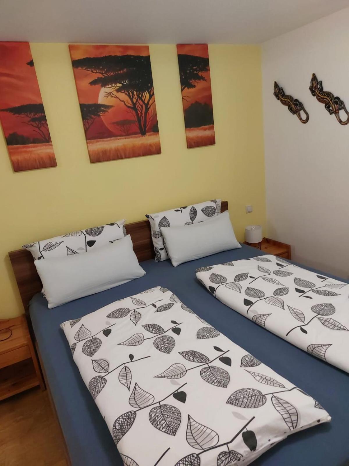 Schwabenstuben Doppelzimmer 梅尔斯堡 外观 照片