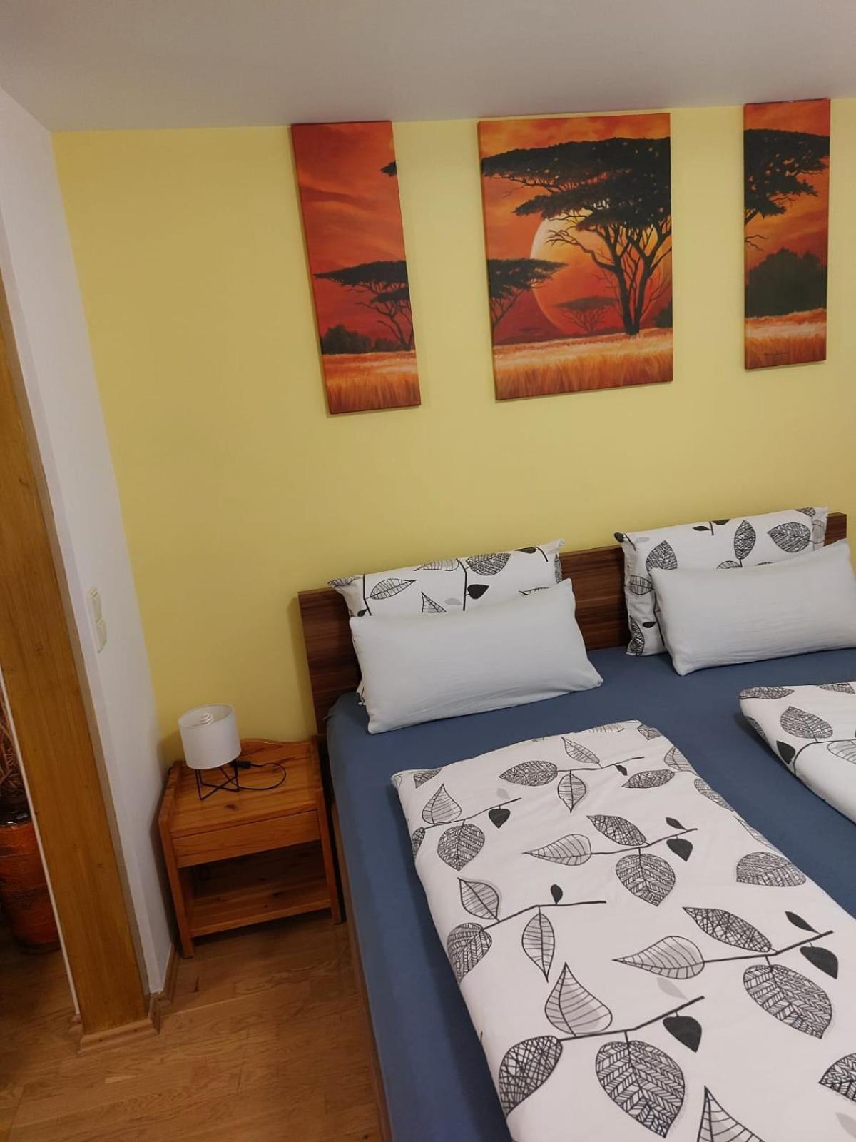 Schwabenstuben Doppelzimmer 梅尔斯堡 外观 照片