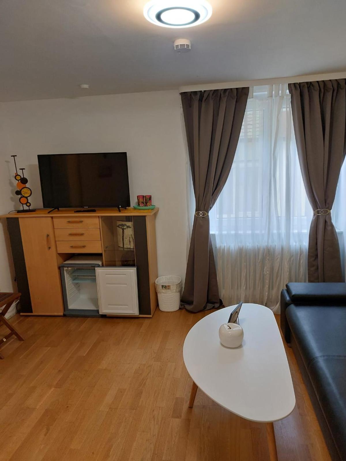 Schwabenstuben Doppelzimmer 梅尔斯堡 外观 照片